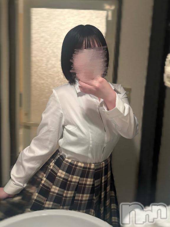 長岡デリヘル純・無垢(ジュンムク)ひまり(21)の2026年1月26日写メブログ「🪞」