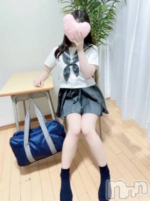 るる(21) 身長153cm、スリーサイズB82(B).W56.H83。三条デリヘル 新潟デリヘル倶楽部　三条店(ニイガタデリヘルクラブ　サンジョウテン)在籍。