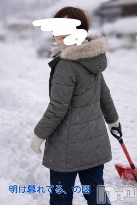 長岡デリヘル 人妻楼　長岡店(ヒトヅマロウ　ナガオカテン) けい(42)の2月7日写メブログ「寒いっけさ。」