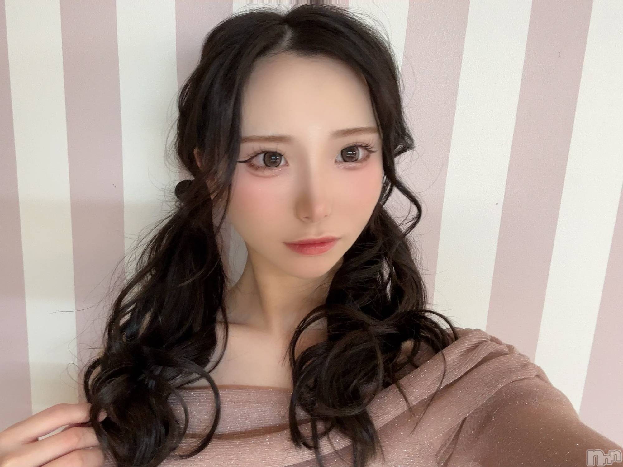 ܱХ顦club Eight(֡) 2025ǯ117̥֥.⋆𝜗𝜚