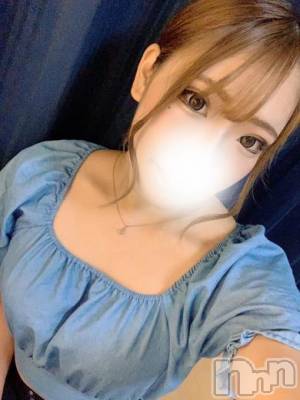 えま(♪♪)(23) 身長159cm、スリーサイズB86(E).W57.H84。上越デリヘル HONEY(ハニー)在籍。
