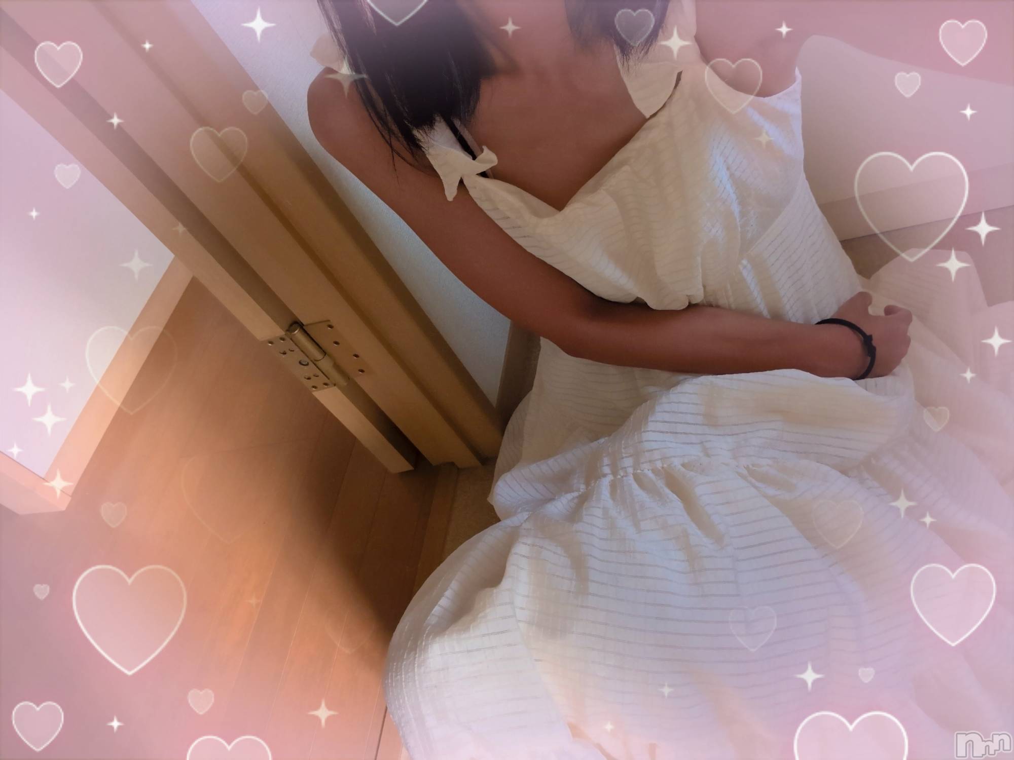 三条デリヘルalphaGOLD(アルファゴールド)ひじり(23)の2025年8月30日写メブログ「夏っぽい服装で☀️🍉🌻🏊」
