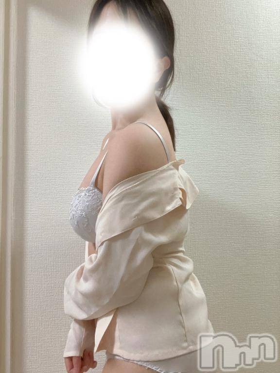 新潟デリヘル奥様特急 新潟店(オクサマトッキュウニイガタテン) あいこ(26)の4月7日写メブログ「お昼ご飯🐢」