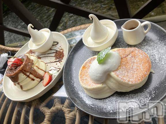 新潟デリヘル奥様特急 新潟店(オクサマトッキュウニイガタテン)あいこ(26)の2025年5月13日写メブログ「パンケーキ🥞💕」