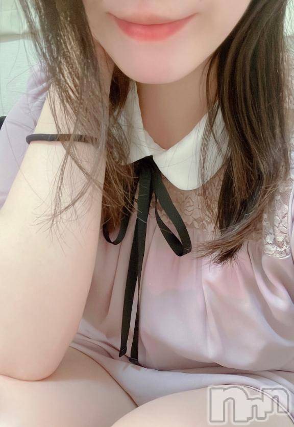 新潟デリヘル奥様特急 新潟店(オクサマトッキュウニイガタテン)あいこ(26)の2026年5月18日写メブログ「🫠🫠☀️」