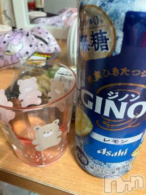 新潟デリヘル 奥様特急 新潟店(オクサマトッキュウニイガタテン) あいこ(26)の3月24日写メブログ「見ながら飲み🥂」