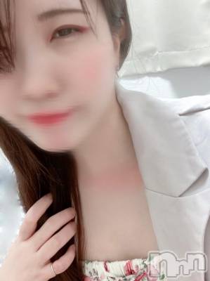 新潟デリヘル 奥様特急 新潟店(オクサマトッキュウニイガタテン) あいこ(26)の4月24日写メブログ「待ってるあいこ🫡🎶」