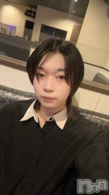 古町ホスト・ボーイズバーA151(エーイチゴ−イチ) 空澄 澪(20)の10月25日写メブログ「最近寒くなってきて秋って感じ」