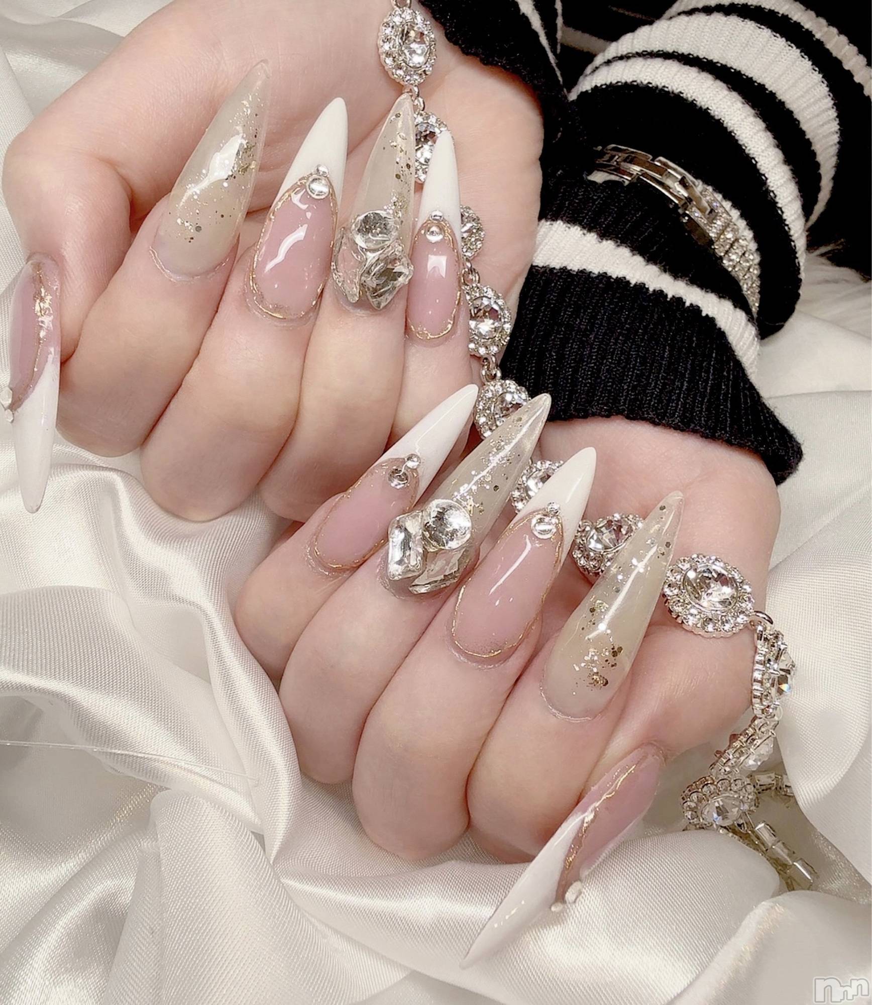 ƲХ顦THE LOUNGE (饦󥸥ե) 2025ǯ530̥֥530 2108ʬΥ֥