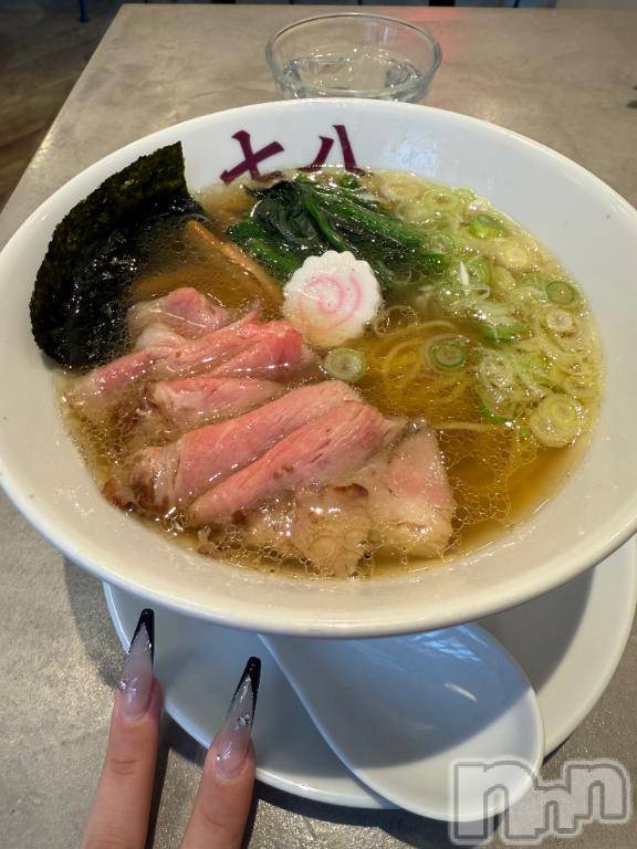 長岡デリヘルROOKIE(ルーキー)もこ(21)の2026年1月31日写メブログ「ランチ優勝🍜🤍」