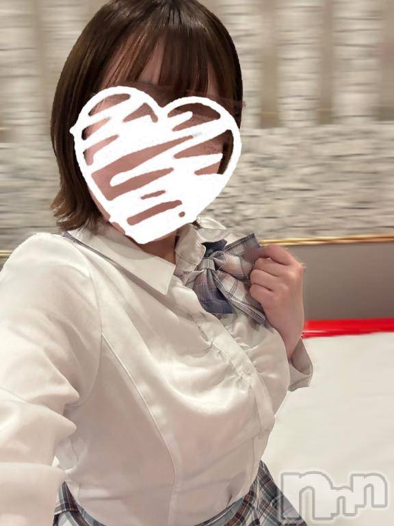 新潟デリヘル奥様特急 新潟店(オクサマトッキュウニイガタテン)みなみ(20)の2025年12月5日写メブログ「【会える日💖】」