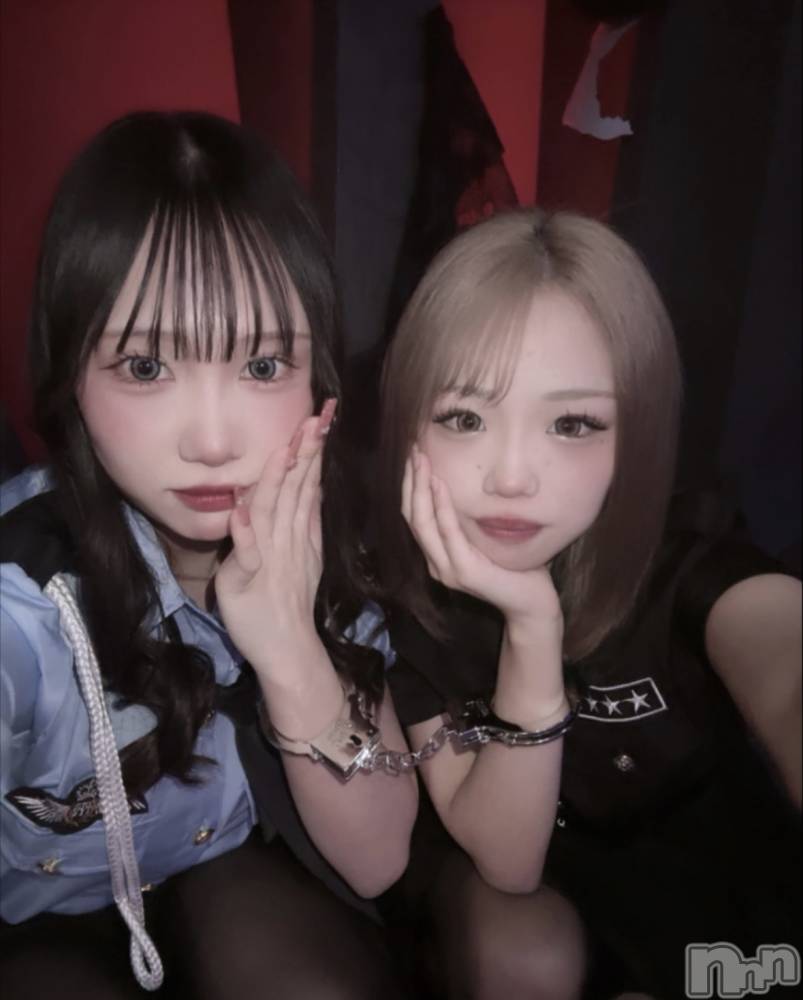 新潟駅前スナック・ガールズバーコンセプトカフェ 夢見る廃教会~明日死ぬかもしれないぢゃん~(コンセプトカフェユメミルハイキョウカイ) ゆなの10月25日写メブログ「🩵🩶」