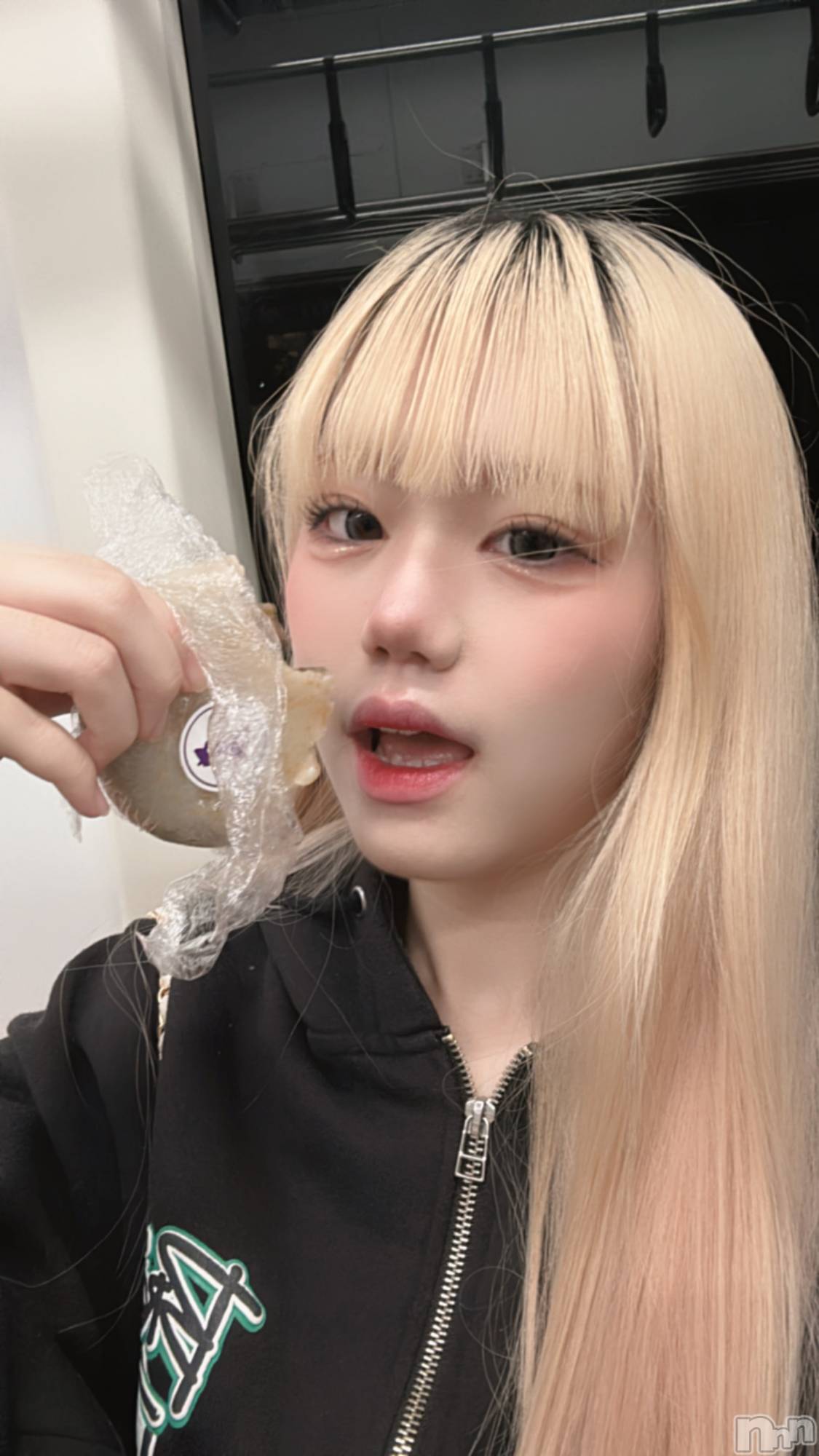 新潟おっパブSUPER ANGEL(スーパーエンジェル)舞原ひじり(19)の2025年3月24日写メブログ「おやき‼️」