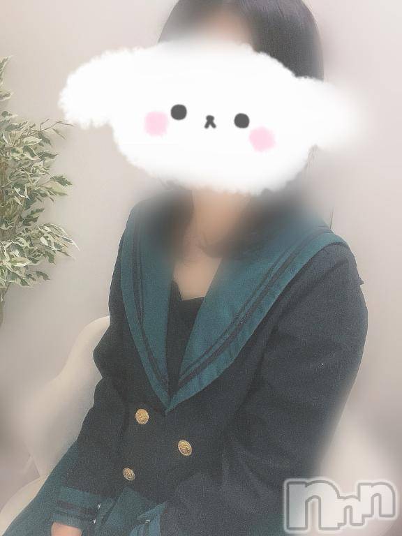 新潟手コキsleepy girl(スリーピーガール)新人なるせちゃん(23)の2024年12月19日写メブログ「どっちも好きなんだ💭」