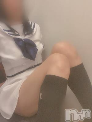 新潟手コキ sleepy girl(スリーピーガール) 新人なるせちゃん(23)の12月19日写メブログ「出勤のご報告と🎀」