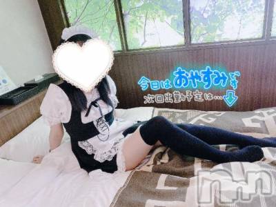 新潟手コキ sleepy girl(スリーピーガール) なるせちゃん(23)の7月23日写メブログ「夜出勤です🐶」