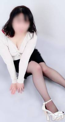 上越デリヘル らぶ妻　～新潟の人妻が集う店～(ラブツマ) 【新人】川本せりか★癒し系美乳妻(40)の1月19日写メブログ「コレがお気に入りかも(*^▽^*)」