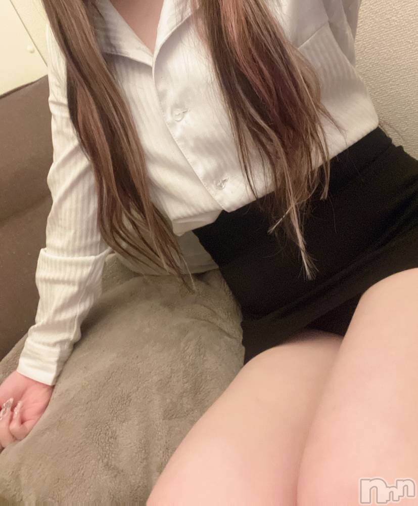 新潟手コキsleepy girl(スリーピーガール) 体験ひなちゃん(18)の4月23日写メブログ「イチャろ？🩷」