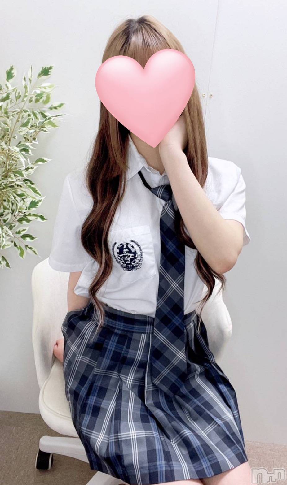 新潟手コキsleepy girl(スリーピーガール)体験ひなちゃん(18)の2025年4月16日写メブログ「甘々な時間過ごそ、？💕」