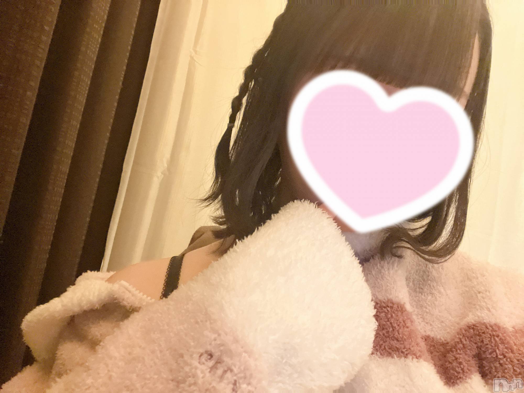 新潟手コキsleepy girl(スリーピーガール)体験ひなちゃん(18)の2025年5月7日写メブログ「んふふ🤭💕」