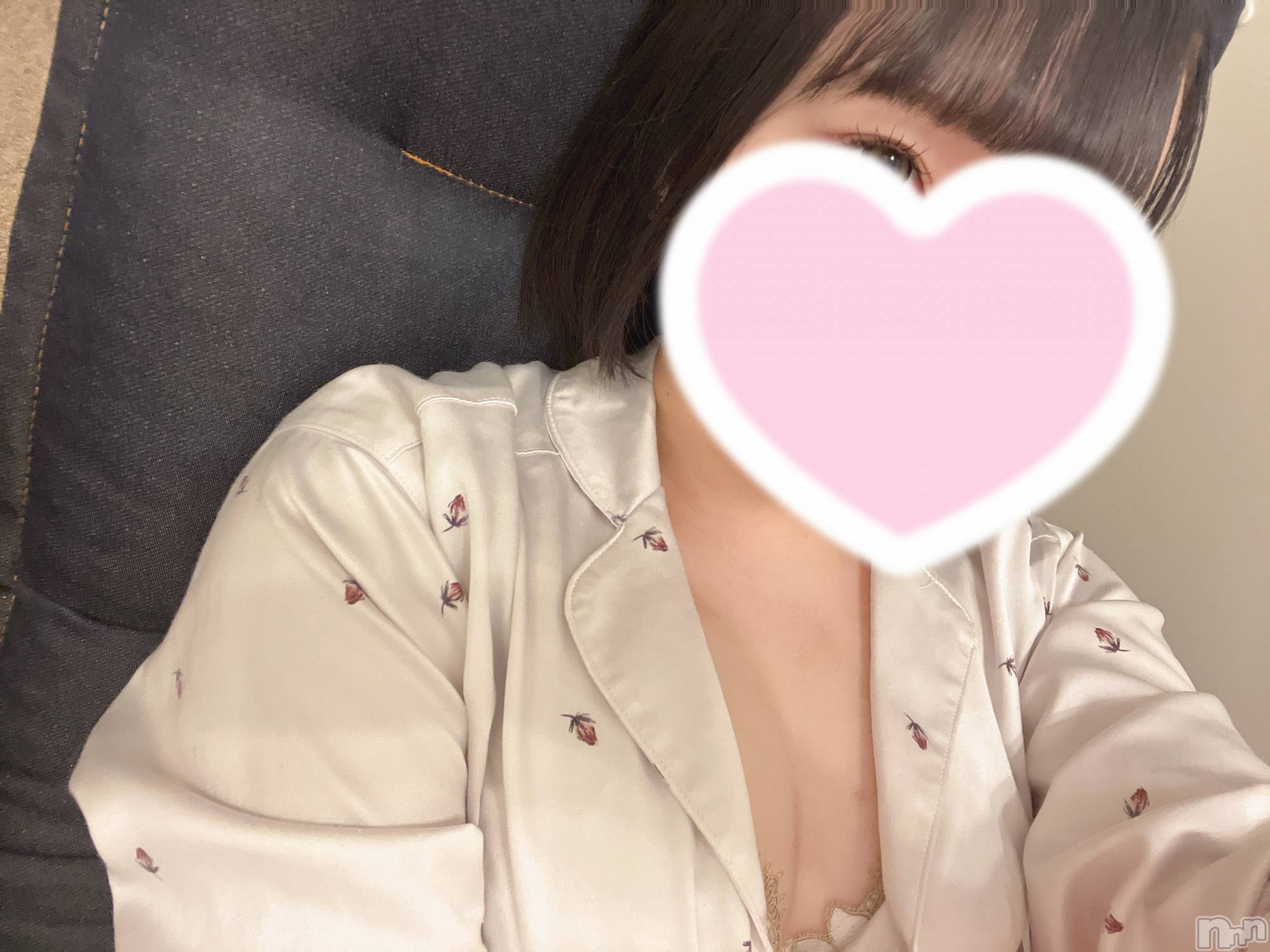 新潟手コキsleepy girl(スリーピーガール)体験ひなちゃん(18)の2025年6月18日写メブログ「じゃーん！✨」