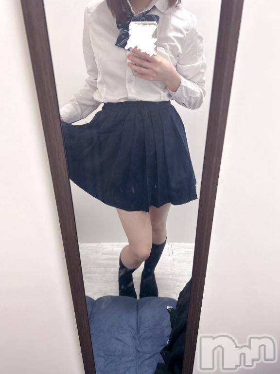 新潟デリヘル新潟デリヘル倶楽部(ニイガタデリヘルクラブ) ななみ(23)の4月5日写メブログ「お休み頂きます🙇🏻‍♀️💦」