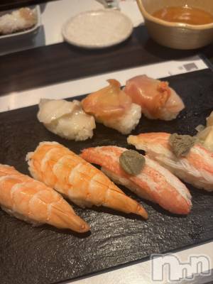 古町キャバクラ・クラブlounge Garden(ラウンジガーデン) 桜の10月21日写メブログ「🍣!」