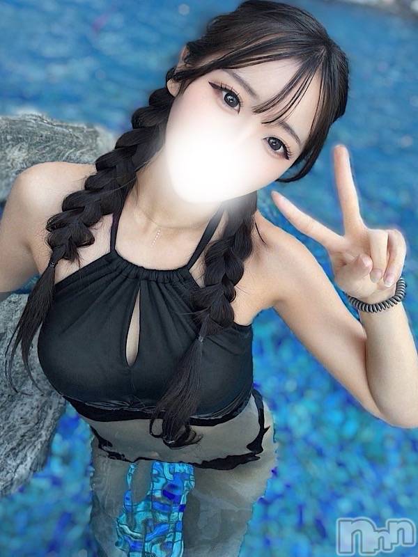 江美りりな