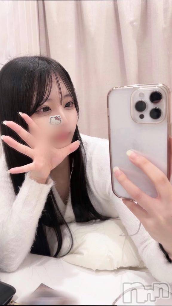 上越デリヘルRICHARD（リシャール）(リシャール)江美りりな(20)の2025年1月4日写メブログ「白いのどこに出す？ > < ♡」