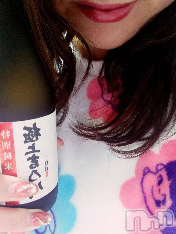 長岡デリヘル奥様特急 長岡店(オクサマトッキュウナガオカテン)はるな(35)の2026年1月2日写メブログ「こんばんわ♥️」