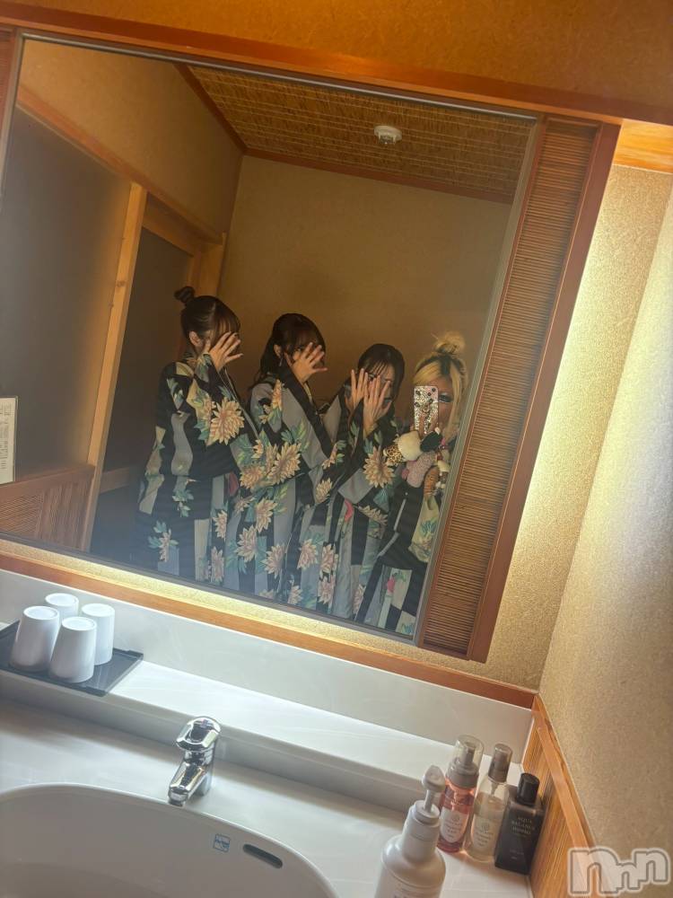 ��ȯ�ĥ���Х��顦�����double(���֥�) ������2��3���̥�֥����ֱ�񳫤��Ƥޤ�����