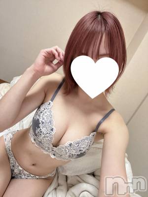 桃瀬 こむぎ(23) 身長160cm、スリーサイズB87(D).W55.H83。新潟デリヘル Rouge(ルージュ)在籍。