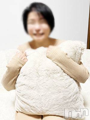 もなこ(47) 身長150cm、スリーサイズB88(E).W57.H89。新潟デリヘル 熟女の風俗 最終章(ジュクジョノフウゾクサイシュウショウ)在籍。