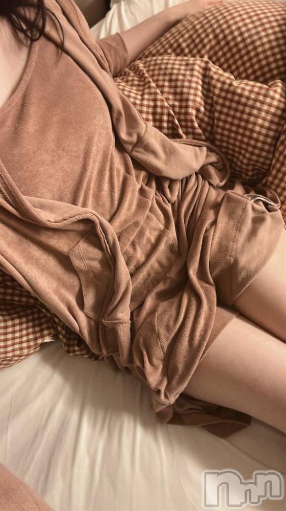 新潟ソープ新潟バニーコレクション(ニイガタバニーコレクション) スミレ(23)の11月7日写メブログ「いっぱい休んで筋トレ🏋️‍♂️したぞ～💪」