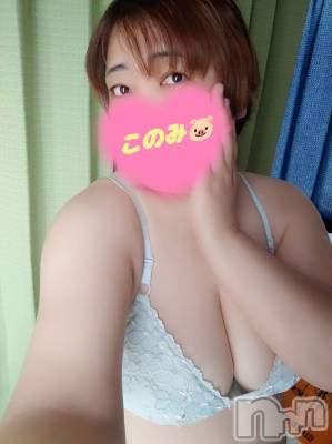 このみ(45) 身長164cm、スリーサイズB116(F).W99.H118。三条ぽっちゃり 新潟三条燕ちゃんこ(ニイガタサンジョウツバメチャンコ)在籍。
