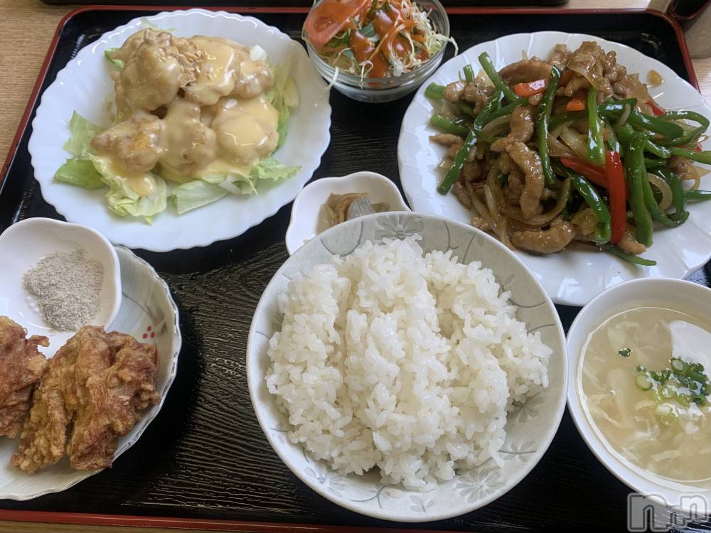 �����������Х��顦����ֽϽ�����Х��� Lips(���奯���祭��Х����åץ�) ���ߤ�1��16���̥�֥����֤��ߤǤ�💛��