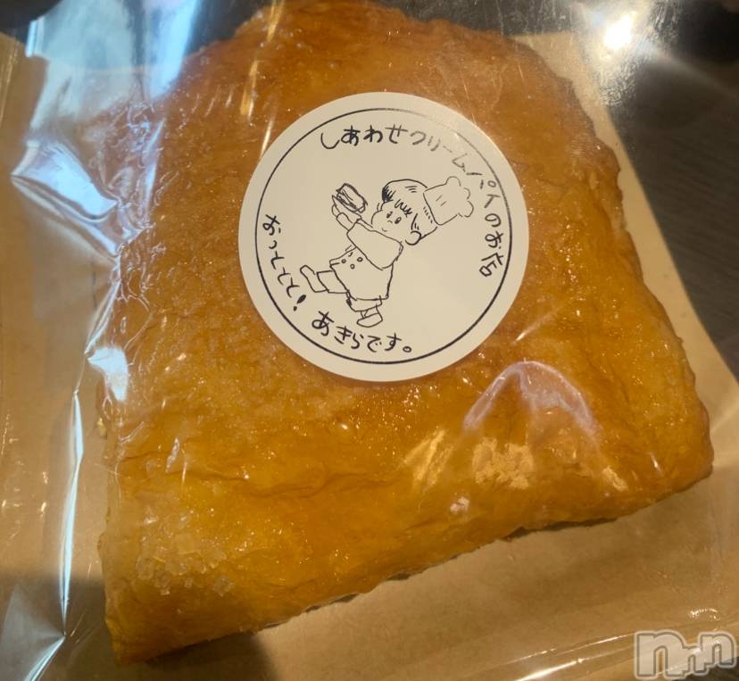 �����������Х��顦����ֽϽ�����Х��� Lips(���奯���祭��Х����åץ�) ���ߤ�3��17���̥�֥����֤��ߤǤ�💛��