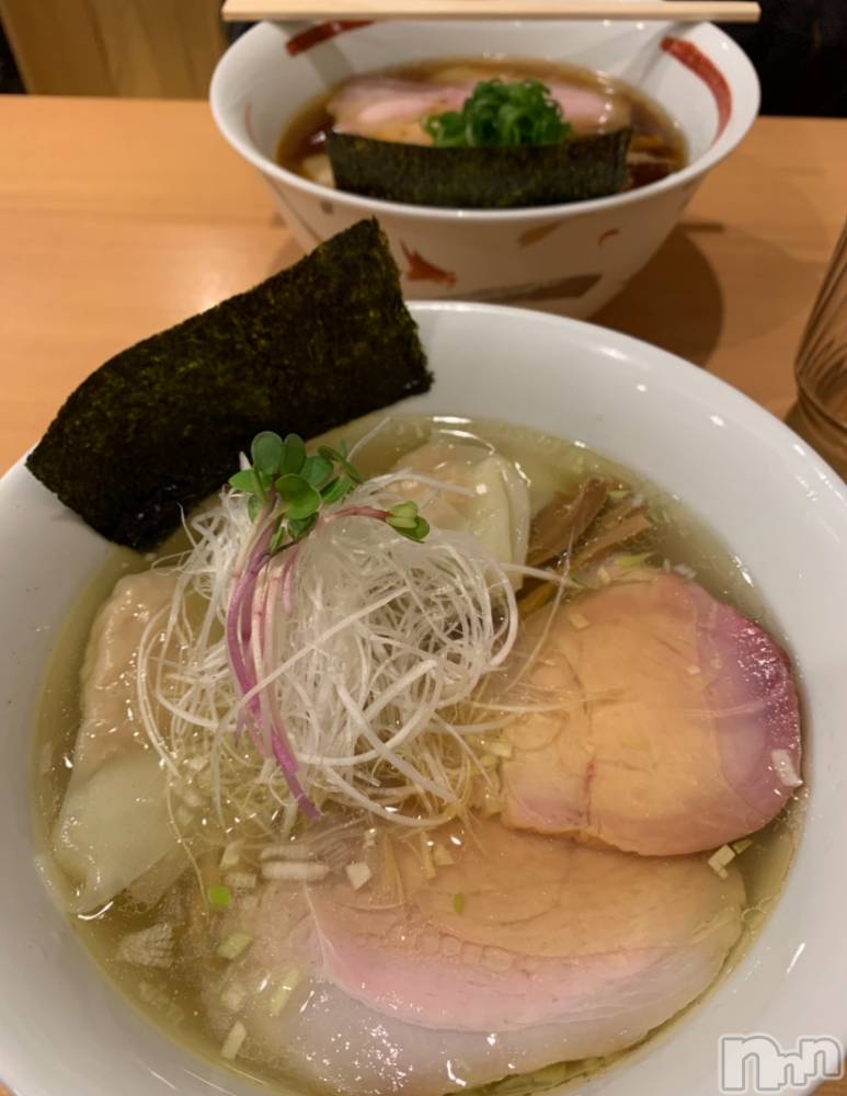 �����������Х��顦����ֽϽ�����Х��� Lips(���奯���祭��Х����åץ�) ���ߤ�4��18���̥�֥����֤��ߤǤ�🧡��