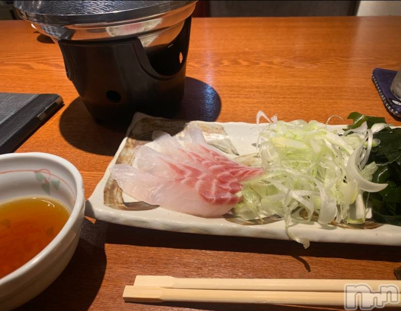�����������Х��顦����ֽϽ�����Х��� Lips(���奯���祭��Х����åץ�) ���ߤ�4��25���̥�֥����֤��ߤǤ�🩷��