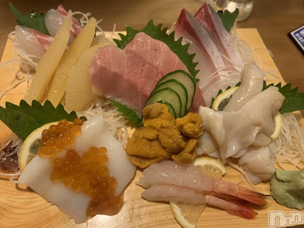 �����������Х��顦����ֽϽ�����Х��� Lips(���奯���祭��Х����åץ�) ���ߤ�8��21���̥�֥����֤��ߤǤ�💚��