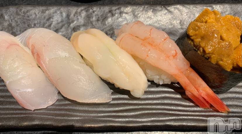 新潟駅前キャバクラ・クラブ熟女キャバクラ Lips(ジュクジョキャバクラリップス) の2025年10月16日写メブログ「あみです🧡」