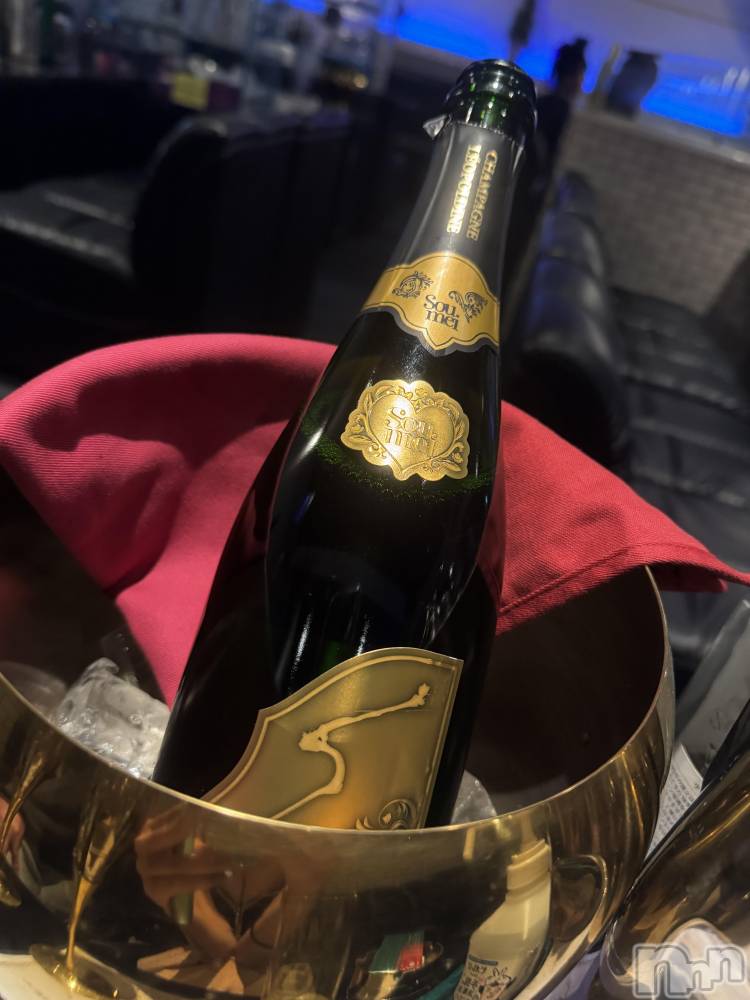 ��Ʋ����Х��顦�����clubTiara(�ƥ�����) ��ߤ�2��19���̥�֥����֤����