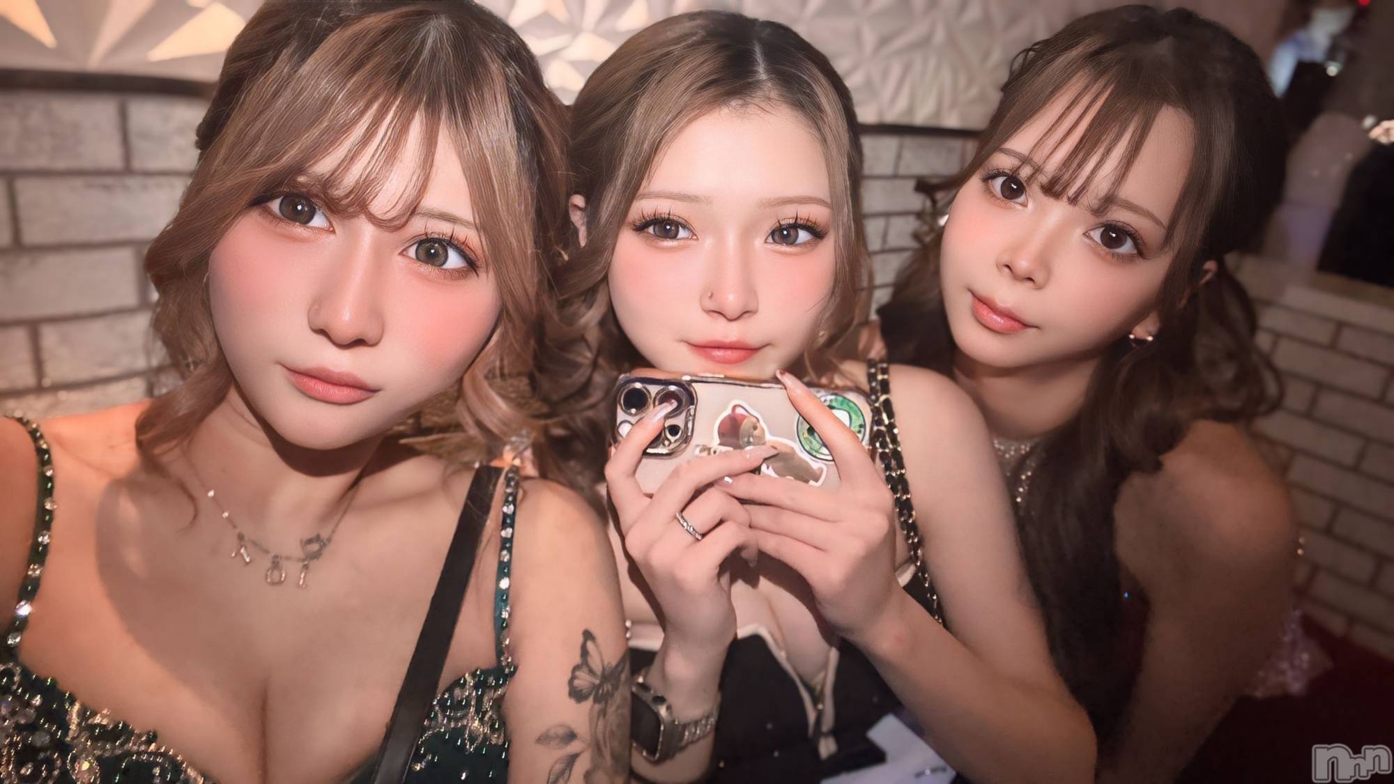 ƲХ顦clubTiara(ƥ) 2025ǯ216̥֥֤ä