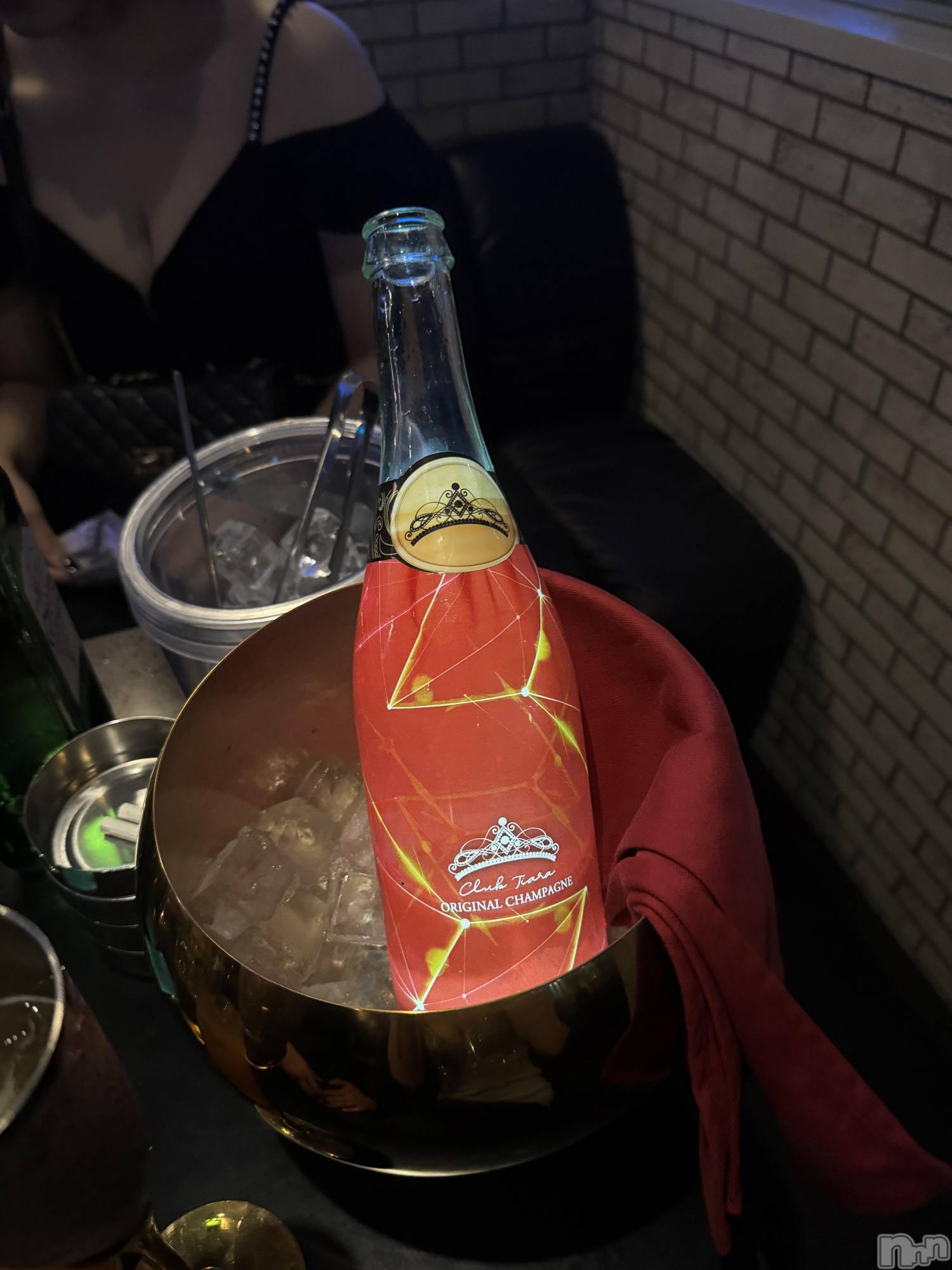 ƲХ顦clubTiara(ƥ) 2025ǯ112̥֥֤