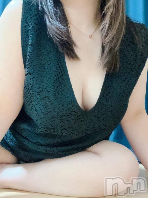 長岡人妻デリヘル奥様特急 長岡店(オクサマトッキュウナガオカテン)あこ(39)の2025年1月26日写メブログ「ムラムラ♥️」