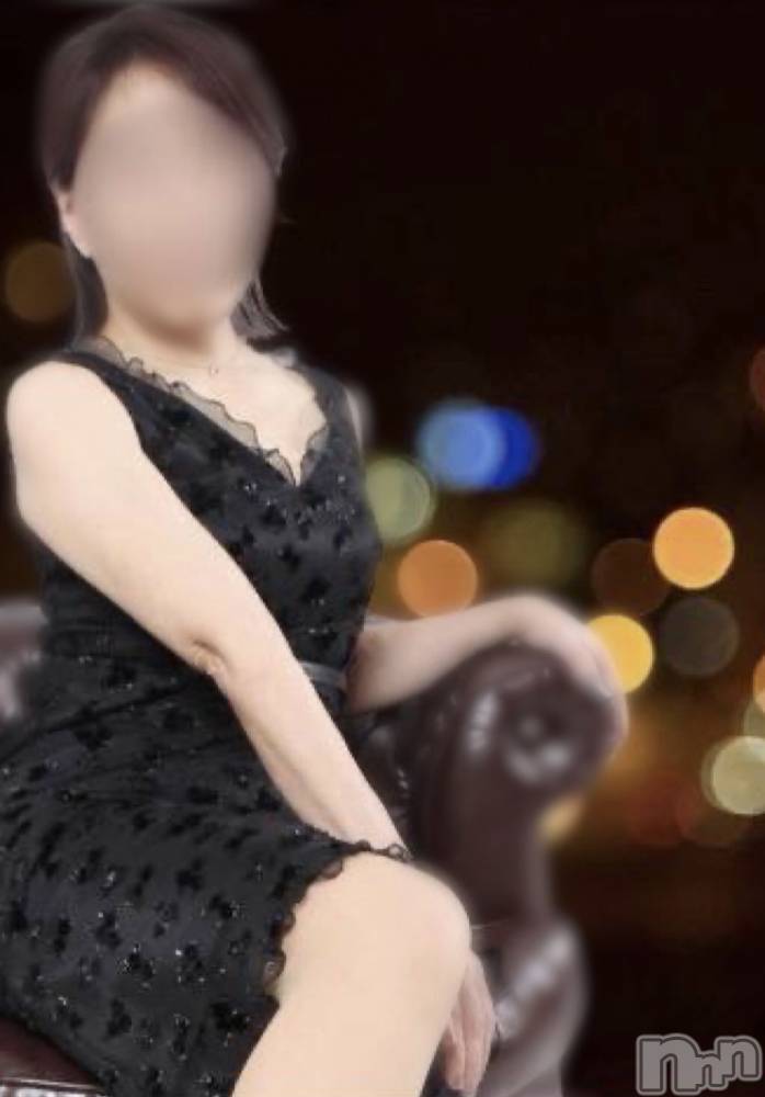 上越人妻デリヘルらぶ妻　～新潟の人妻が集う店～(ラブツマ) 水月とうこ★5月カバガ美女(46)の5月28日写メブログ「告知！！！！！！」