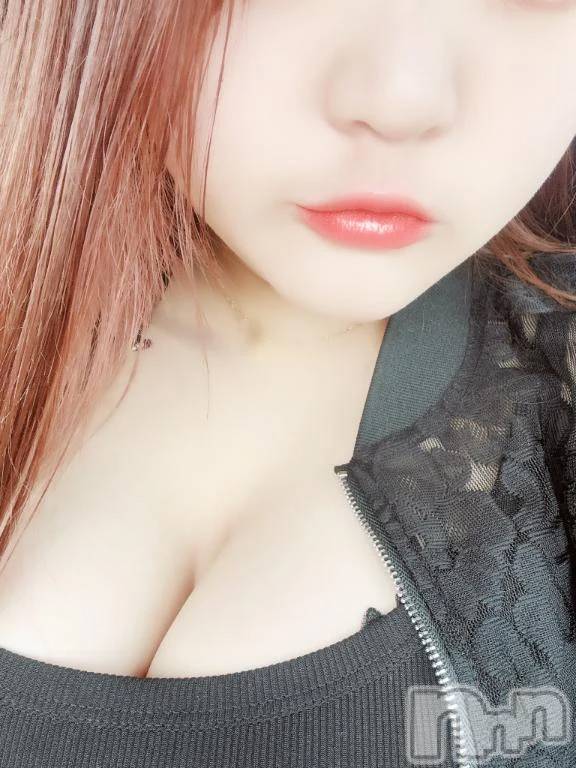 新潟デリヘル新潟市鳥屋野潟ちゃんこ(ニイガタシトヤノガタチャンコ)ここ(21)の2025年10月7日写メブログ「出勤早々えっちな気分止まらない🫣💕」