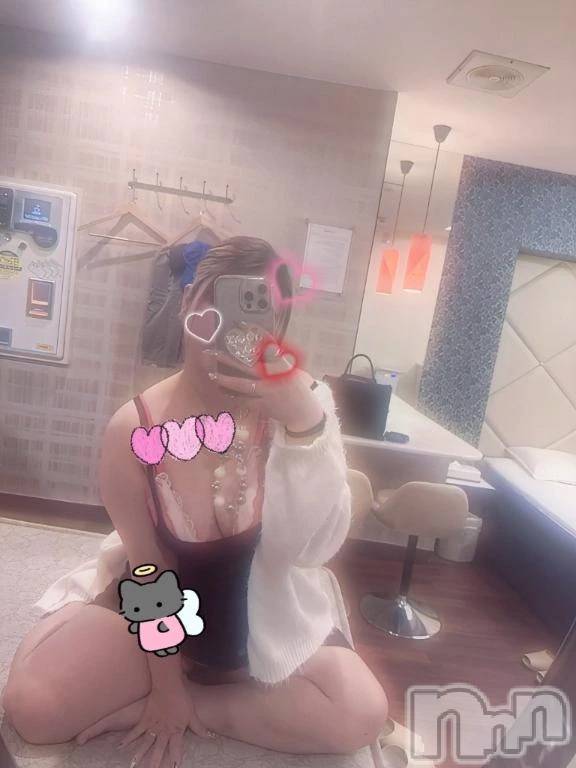 新潟デリヘル新潟市鳥屋野潟ちゃんこ(ニイガタシトヤノガタチャンコ)ここ(21)の2025年10月22日写メブログ「🚗ワクワクドキドキ💓お兄さんの元へ行くよ✨」