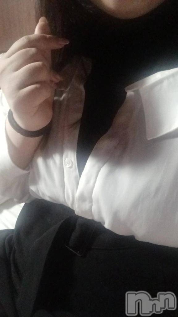 長岡デリヘル奥様特急 長岡店(オクサマトッキュウナガオカテン)るいな(23)の2025年8月15日写メブログ「しゅ！の終」