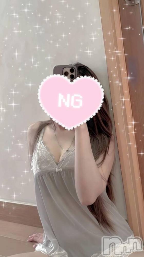 新潟デリヘルSecret Love(シークレットラブ) みお☆極嬢(19)の1月13日写メブログ「14日12時～出勤」